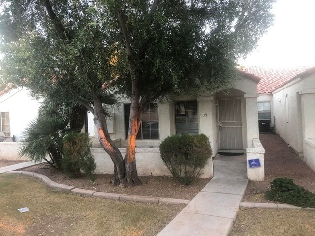 Primary Photo - 2 bedroom home for rent