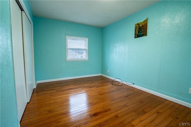 Building Photo - 312 Eastern Ave