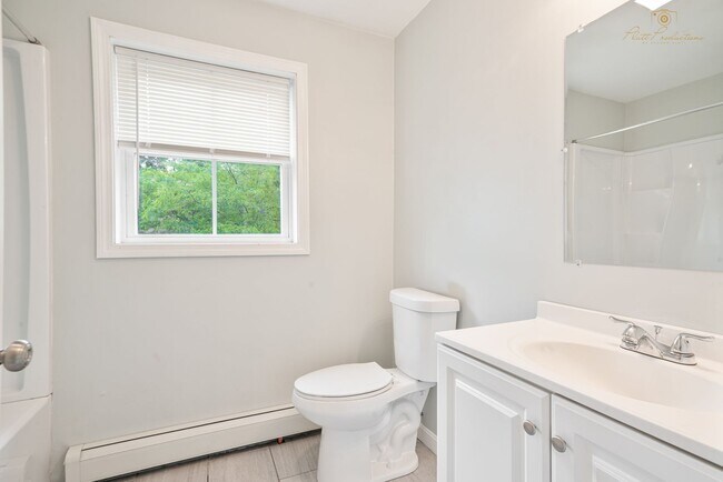 Building Photo - 174-176 Alabama Ave