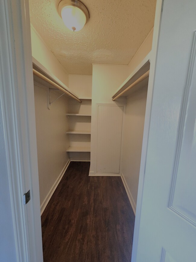 Master Closet - 13261 Hammack Rd