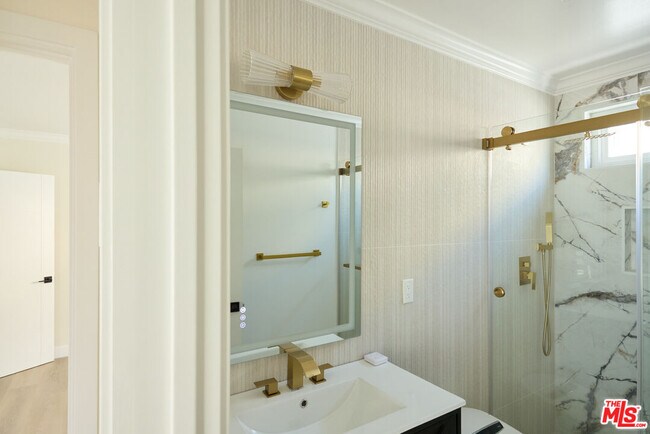 Building Photo - 1223 23rd St