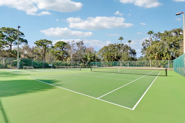 Building Photo - 2703 SW Matheson Ave