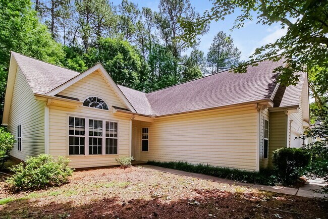 Building Photo - 7007 Duchamp Dr