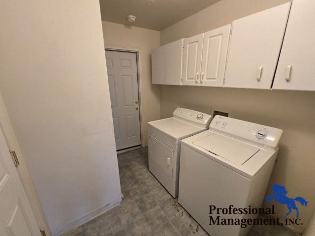 Building Photo - 2 bedroom in Billings MT 59101