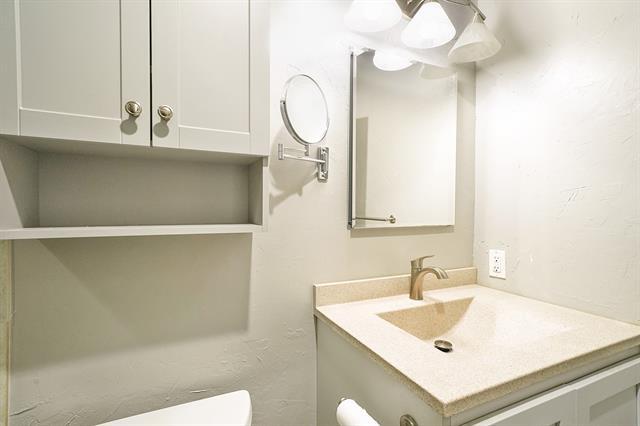 Building Photo - 5409 Slay Dr
