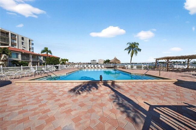 Building Photo - 6218 Palma Del Mar Blvd S