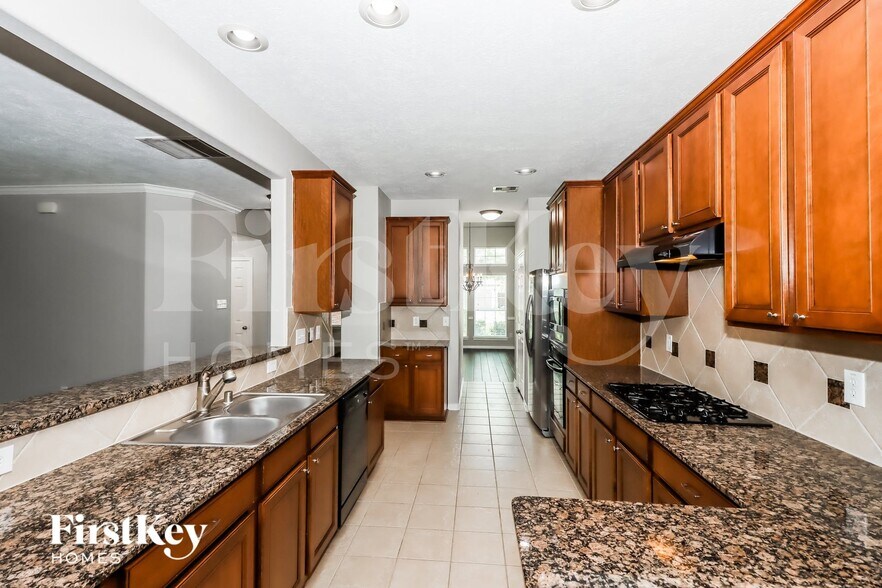 Building Photo - 2540 Pelican Dr