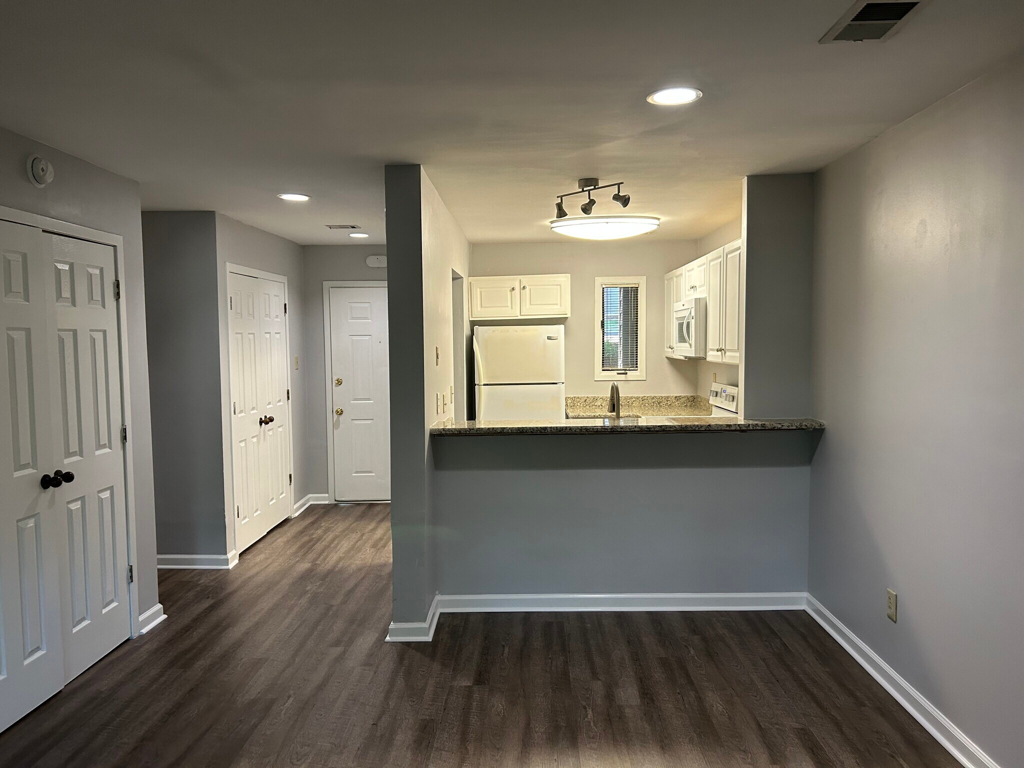 View back to kitchen - 708 M.L.K. Jr Blvd