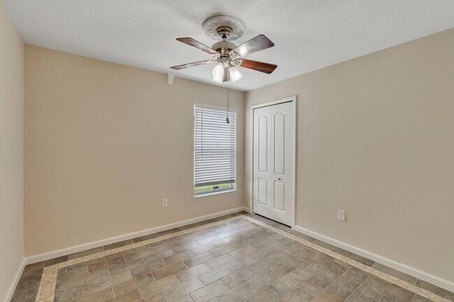 Building Photo - 2711 Breakwater Ct