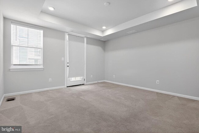 Building Photo - 14937 River Walk Way