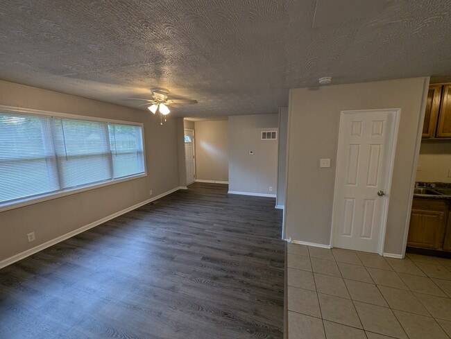Building Photo - 8632 Neptune Dr