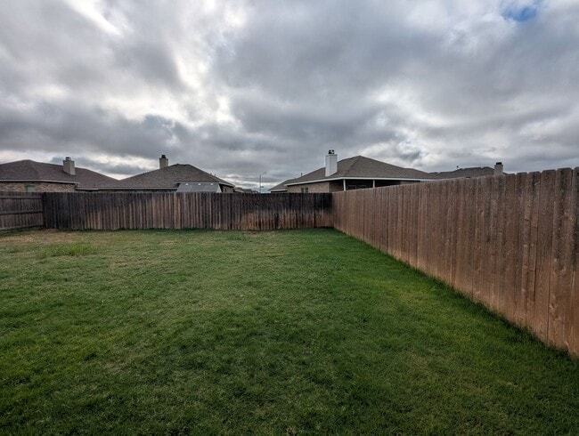 Building Photo - Beautiful Maintained home in Bellfarms