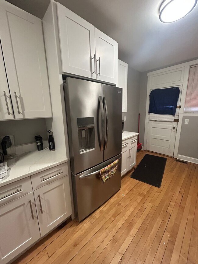 Building Photo - 4017 N Mozart St