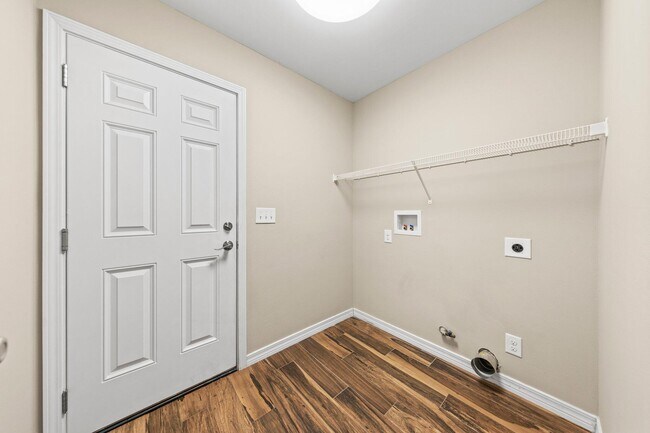 Building Photo - 1598 26th St