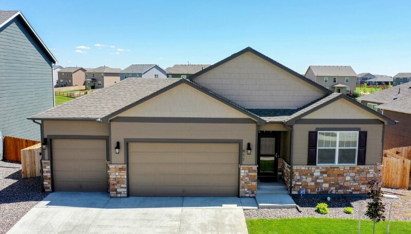 Building Photo - 911 Camberly Dr