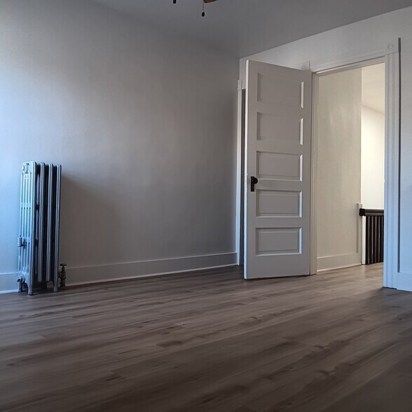 Building Photo - 536 Harrison Ave