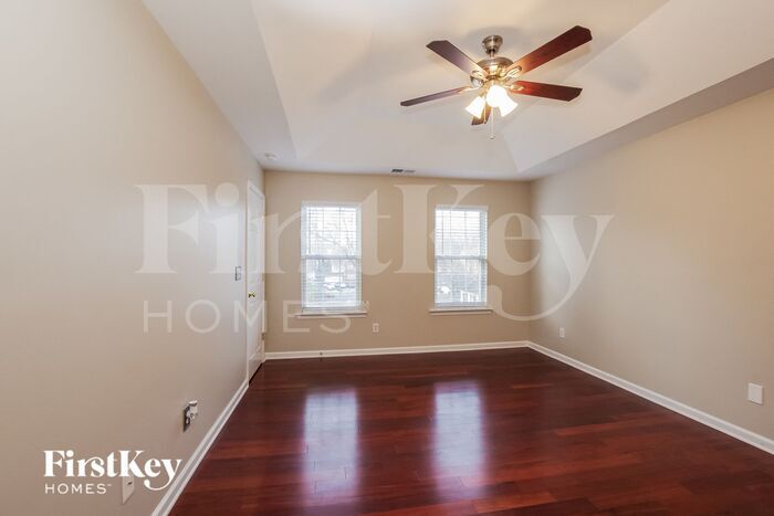 Building Photo - 6214 Forest Pond Dr
