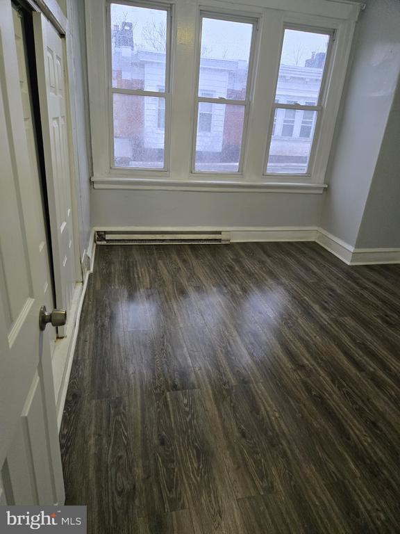 Building Photo - 3528 Joyce St