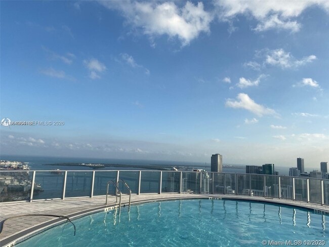 Building Photo - 851 NE 1st Ave