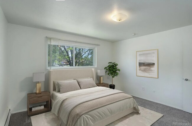 Building Photo - Spacious & Remodeled 3-Bedroom Corner Unit...