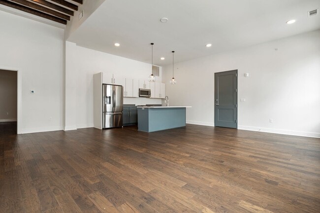 Building Photo - 1801 2nd Ave N