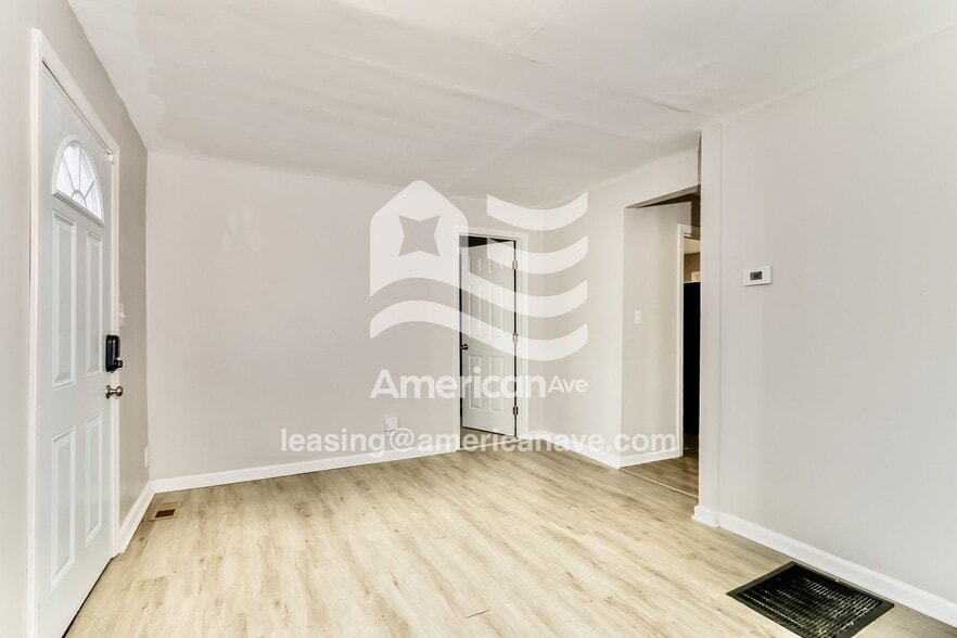 Building Photo - 2706 Algonquin Pkwy