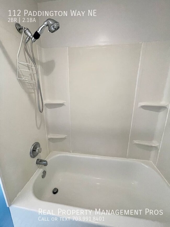 Building Photo - 112 Paddington Way NE