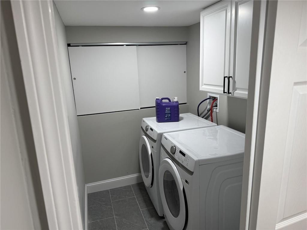 Building Photo - 697 Manton Ave