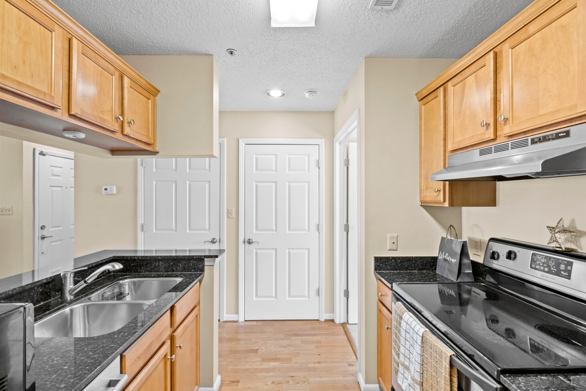Building Photo - 424 Mather Green Ave
