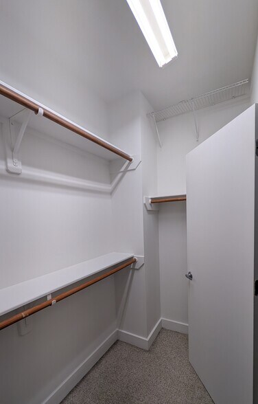 Building Photo - 4421 Eigel St