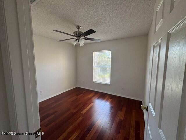 Building Photo - 2244 Bayhill Dr