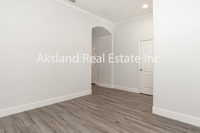 Building Photo - 611 Brookhurst Blvd