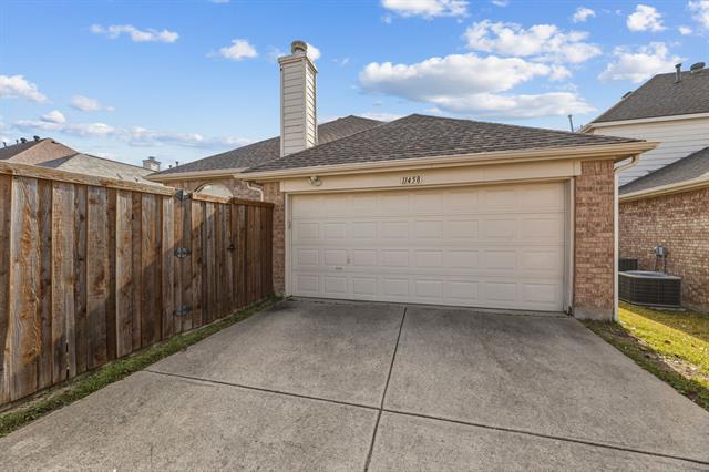 Building Photo - 11458 Newberry Dr