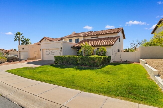 Building Photo - 439 E Barbara Dr