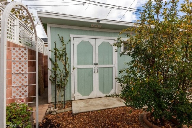 Building Photo - 5634 Oliva Ave
