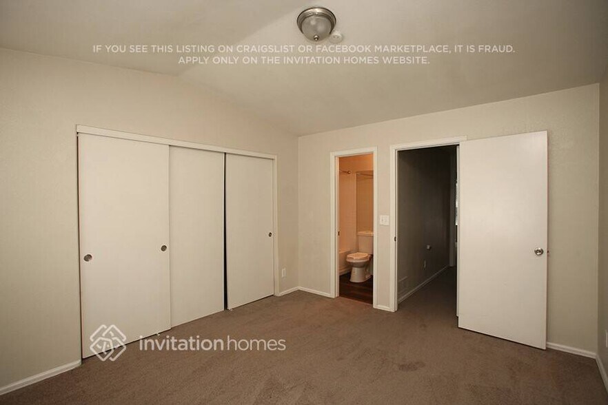 Building Photo - 11812 E Kepner Dr