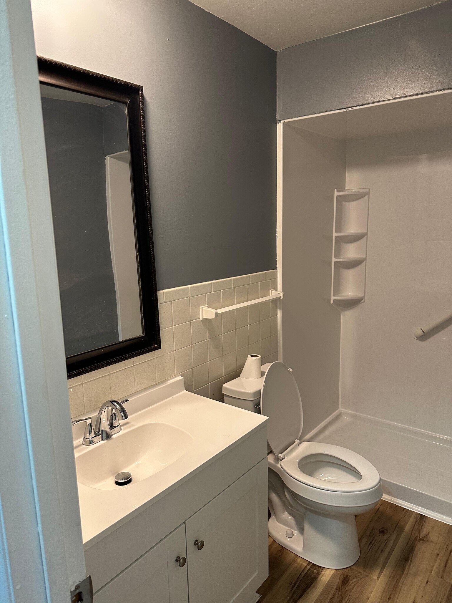 Building Photo - 4015 N Laramie St