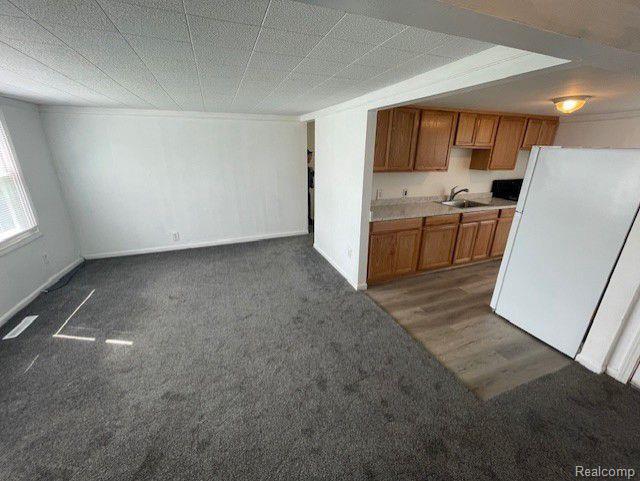 Building Photo - 2855 Fisher Ave