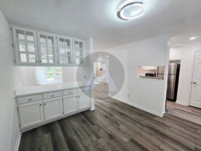 Building Photo - 1041 Kennesborough Rd NW