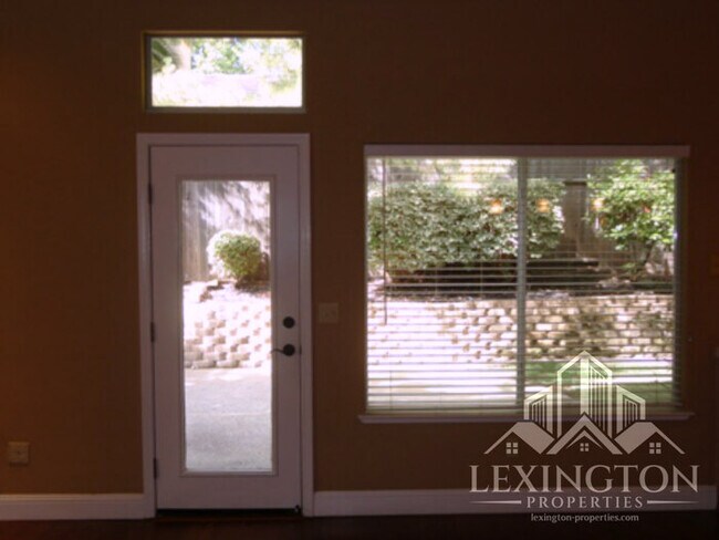 Building Photo - Spacious, single-story, 3bd-2ba Home located in Folsom's desirable Natoma Station community!
