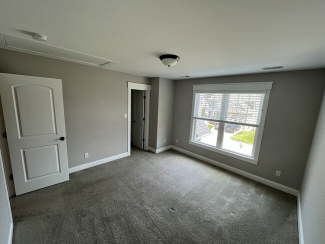 Building Photo - 3242 Barkham Dr
