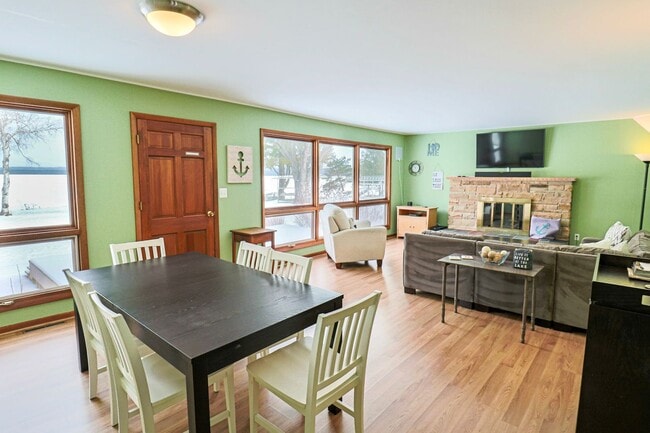 Building Photo - Charming Lakefront Home on Lake Skegemog – Off-Season Rental