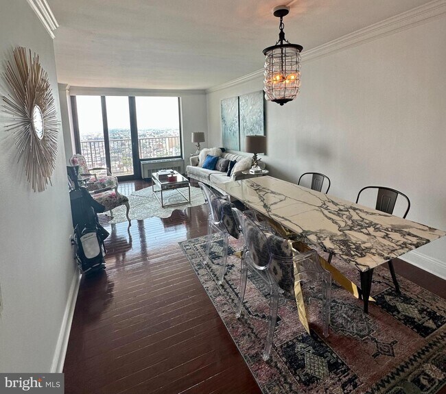 Building Photo - 1420 Locust Walk