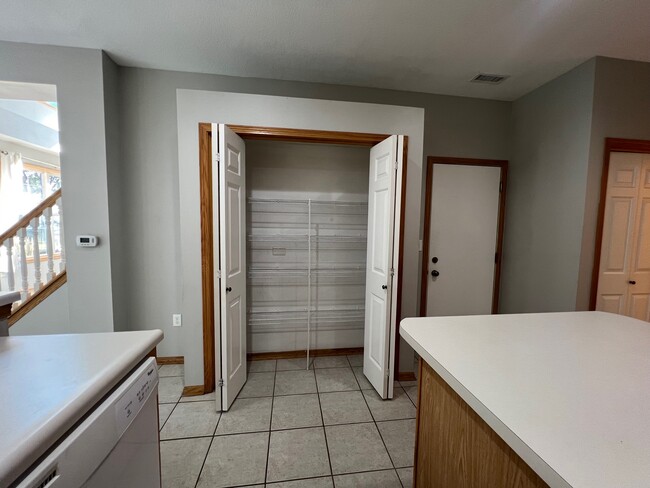 Building Photo - 277 S 79th St
