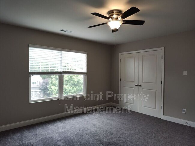 Building Photo - 9415 Segundo Ln