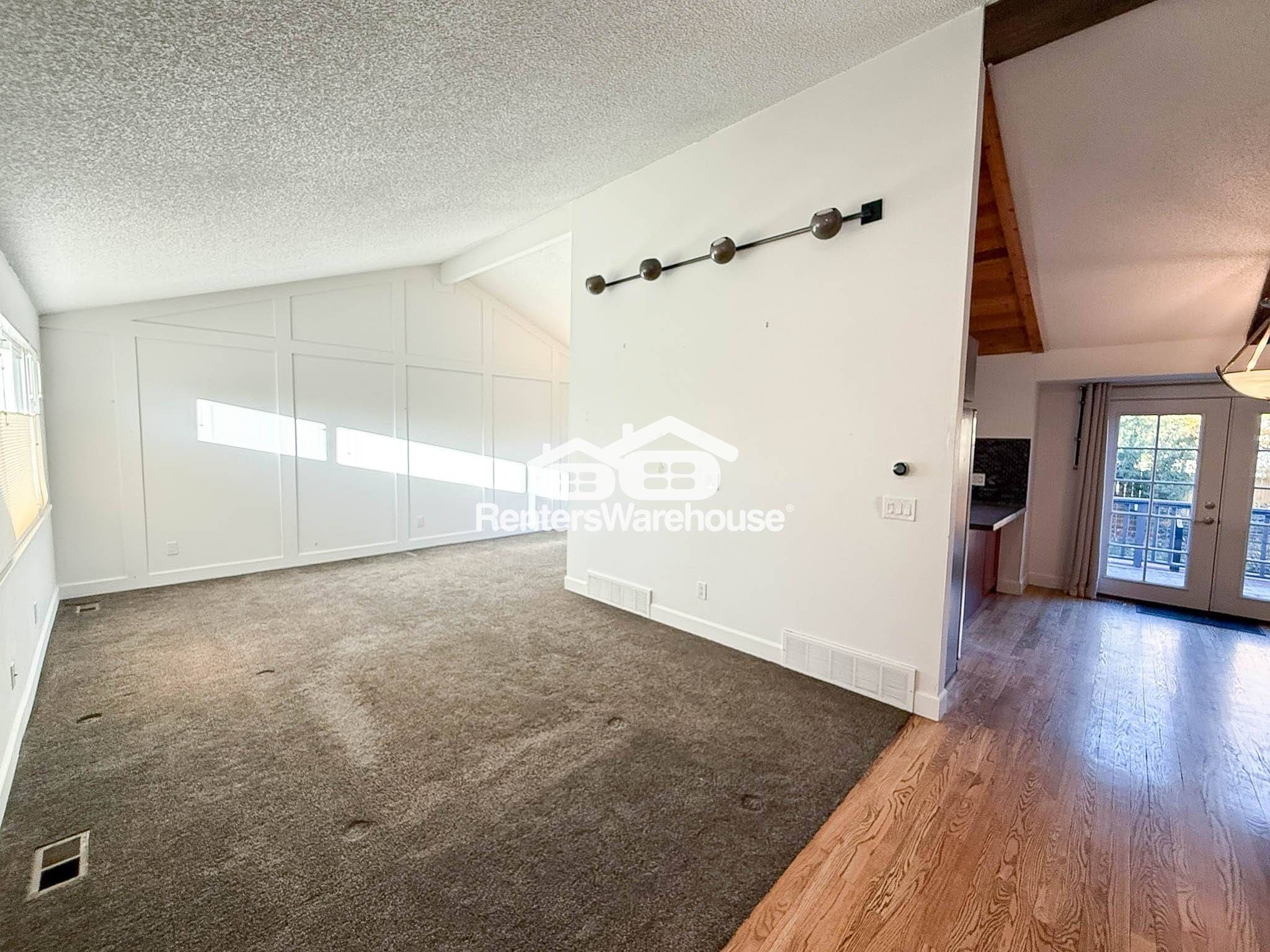 Building Photo - 4850 Fairlawn Ct