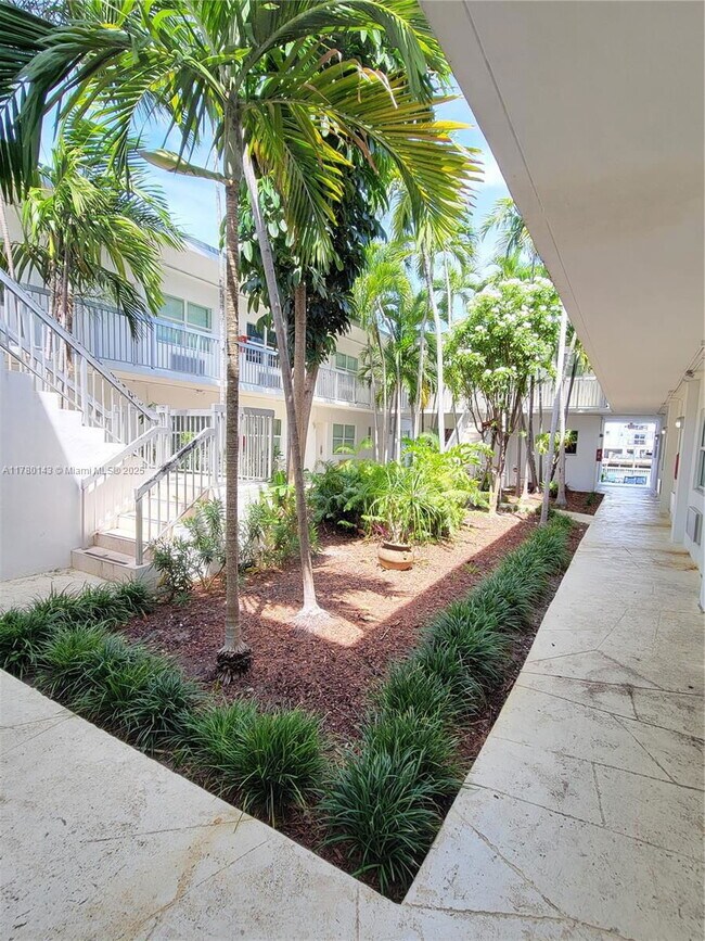 Building Photo - 8080 Tatum Waterway Dr
