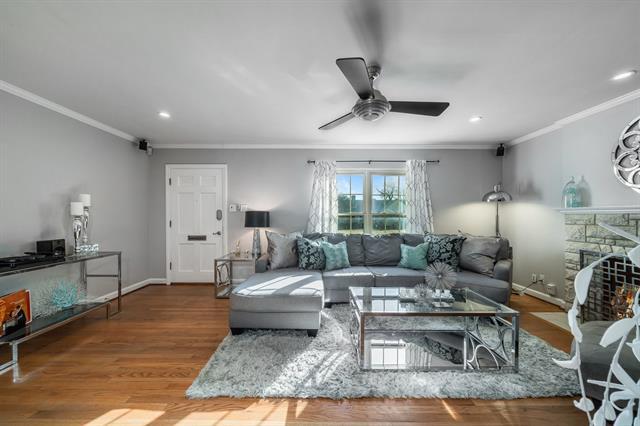 Building Photo - 6455 Sondra Dr