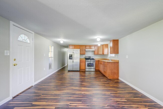Building Photo - 1809 W Sidnor St