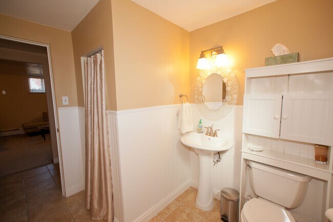 Building Photo - 2Bed/2Bath Home in Sloan's Lake